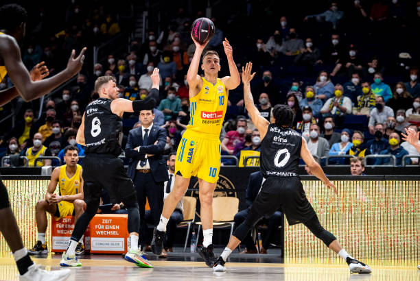 事的首秀 事的首秀