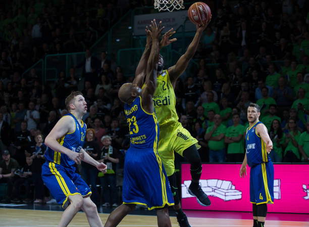 这次事件再 这次事件再