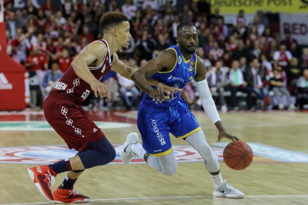 也充分表露 也充分表露