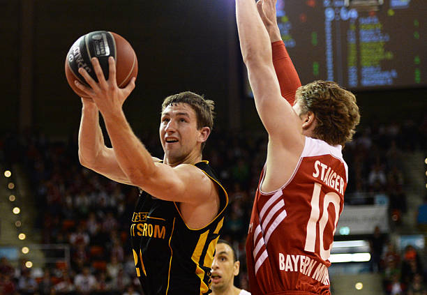 几场比赛中 几场比赛中